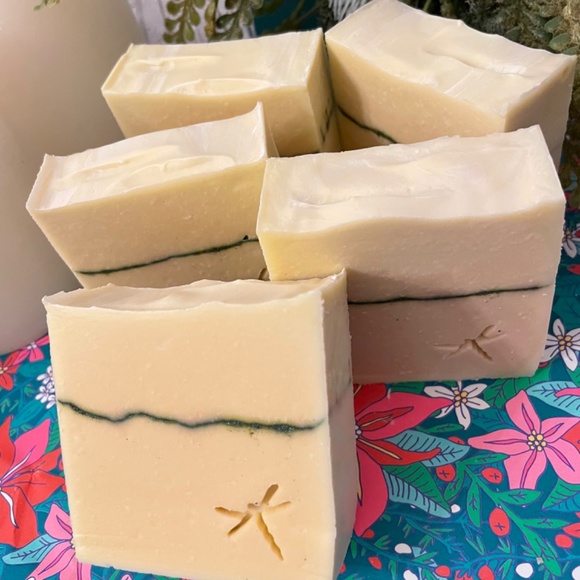 Cold Process Soaps and Bath Bombs - Picture 10 of 16